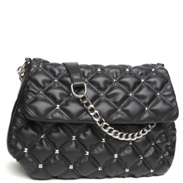 BOLSO CON TACHAS NEGRO